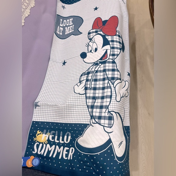 Disney Kids beach towl - Picture 1 of 6